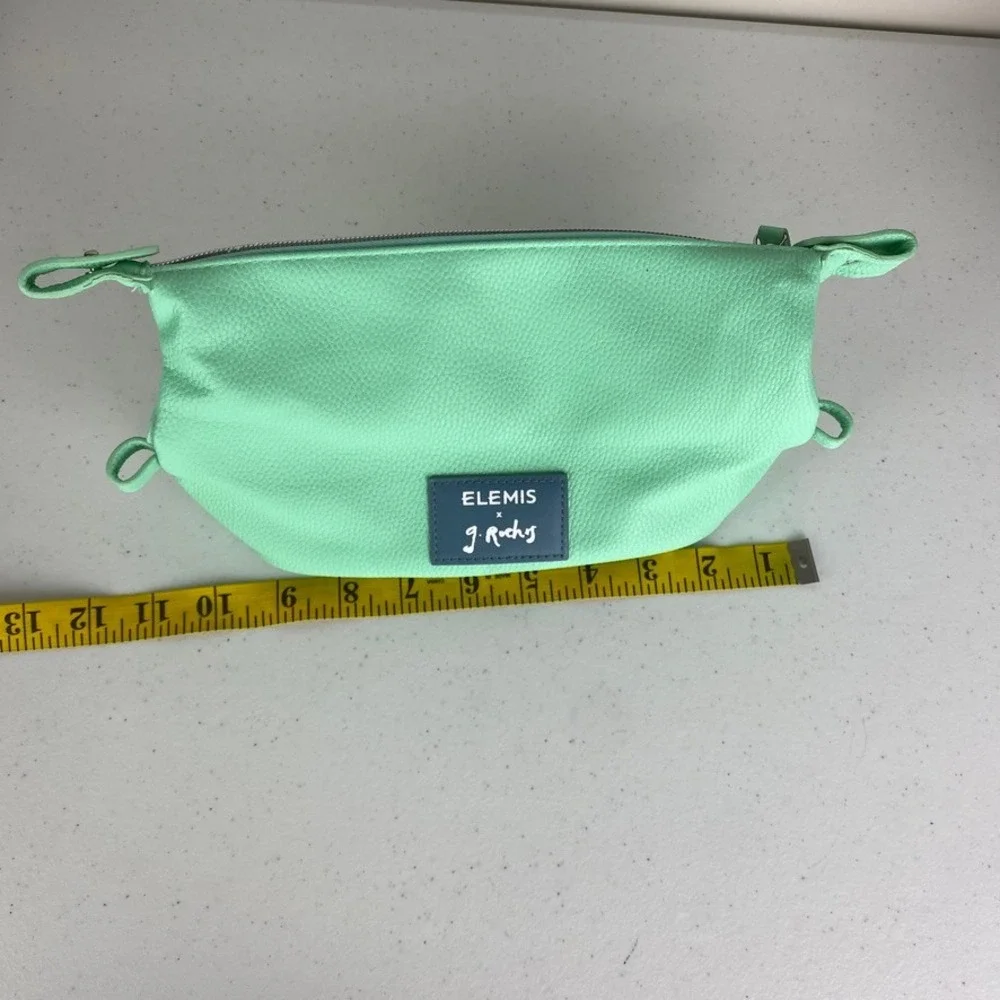 Elemis x Gretchen Roehrs Cosmetic Bag Women‎ OS Mint Green Fashion Illustration
